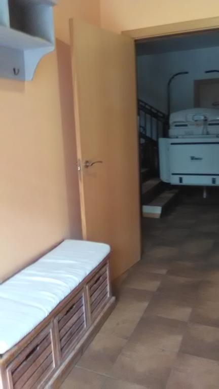 El Albergue Covaleda Bagian luar foto